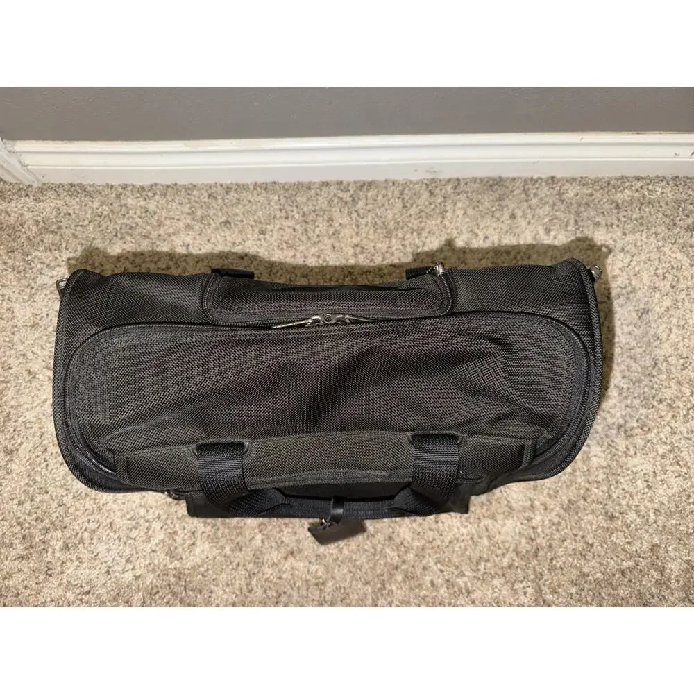 Tumi Alpha 2 wheeled rolling compact carryon suitcase briefcase